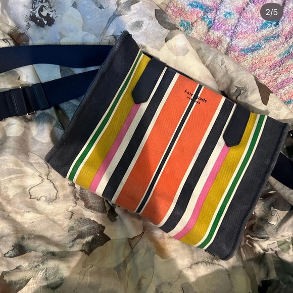 kate spade Handbags - Kate spade purse